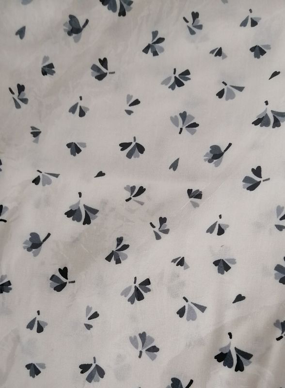 ZARA Men's Long Sleeve Floral Print Shirt – Off-White with Navy Motif – Size M – New