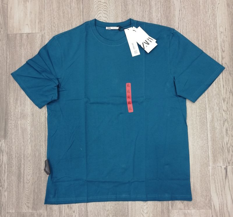ZARA T-Shirt | New