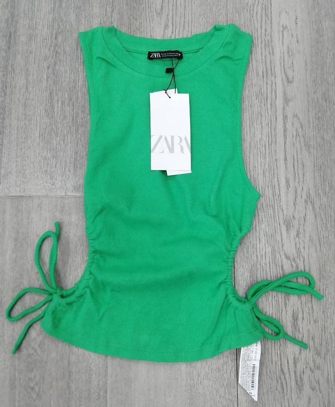 ZARA Women's Green Top – New