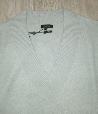Massimo Dutti V-Neck Sweater | New