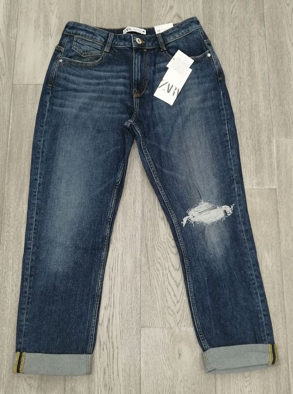 ZARA Jeans | Relaxed Fit Low Rise  | New
