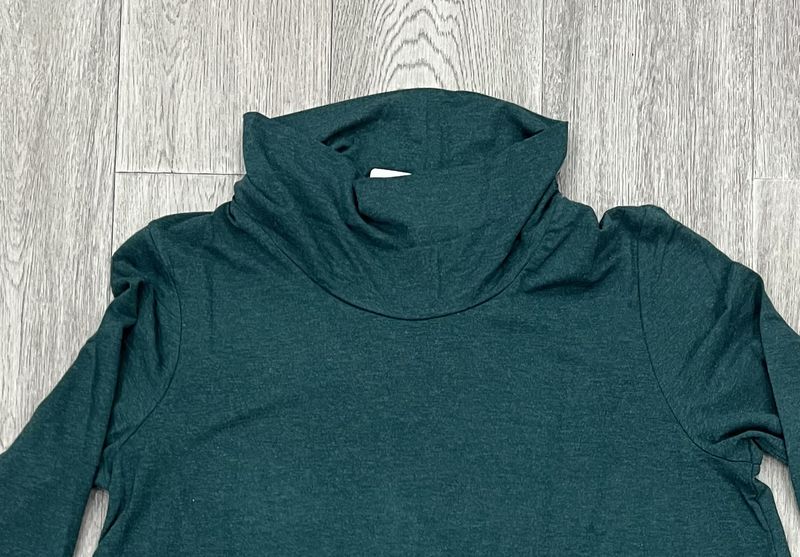 Shannon Passero Women's Turtle Neck Shirt – Green – New