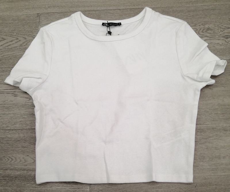 ZARA Women's Cropped Short Sleeve Tee – New with Tags