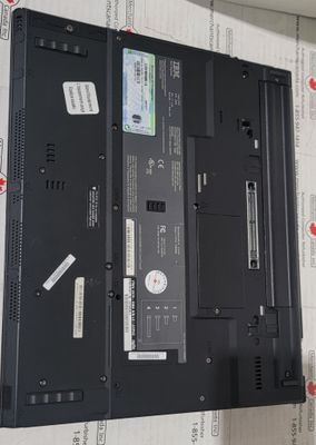 IBM ThinkPad T42 Pentium M 1.7 GHz | 512MB | 40GB | ATI Mobility Radeon 7500 | 15" (1024 x 768) | PS2 | Parallel Port | USB | Win XP Pro  | 2378-RBU