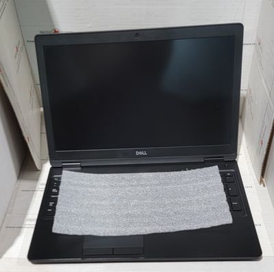Dell Latitude 5590 Intel Core i7-8650U Max Turbo 4.20 GHz | 32GB | 512GB | 15.6" FHD | HDMI | USB-C | VGA | RJ45 | Numeric Keypad | Windows 11 Pro | 210-ANMY