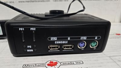 2SVPUA20 | ​Avocent SmartView MM2 2-Port Desktop KVM Switch – USB/PS2 with Audio