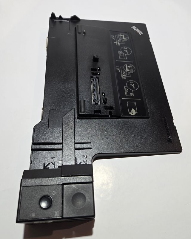 Lenovo ThinkPad Mini Dock Series 3 with USB 3.0 Type 4337 for T420 / T430 / T530 / X230 – 04W3940 / 0C10040 / 04Y2075 / 04W3587