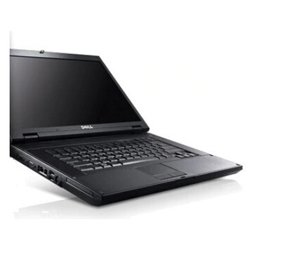 Portable d'affaires Dell Latitude E5500 Core 2 Duo 2.4GHz Portable d'affaires Dell Latitude E5500 Core 2 Duo 2.4GHz