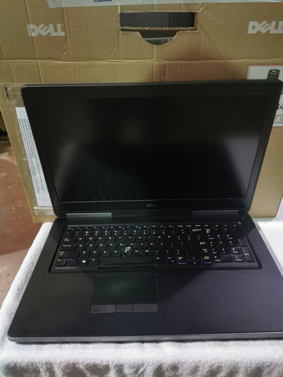 Dell Precision 7720 Intel Core i7-7820HQ | 32GB | 512GB | 17.3" FHD | P3000 6GB GPU | HDMI | THUNDERBOLT | WIFI | LAN