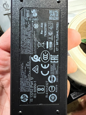 Adaptateur c.a. HP 45W 19.5V 2.31A à embout bleu – 854054-001 / 741727-001 (HSTNN-LA40)