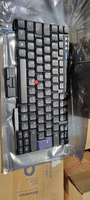 Lenovo ThinkPad Canadian French Keyboard – 42T3111 / 42T3145 – New Lenovo ThinkPad Canadian French Keyboard – 42T3111 / 42T3145 – New