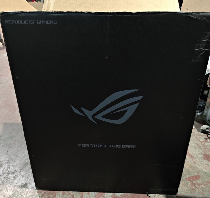 ASUS ROG GM700 Gaming PC - Ryzen 7 9800X3D / RTX 5070 (New Open Box)
