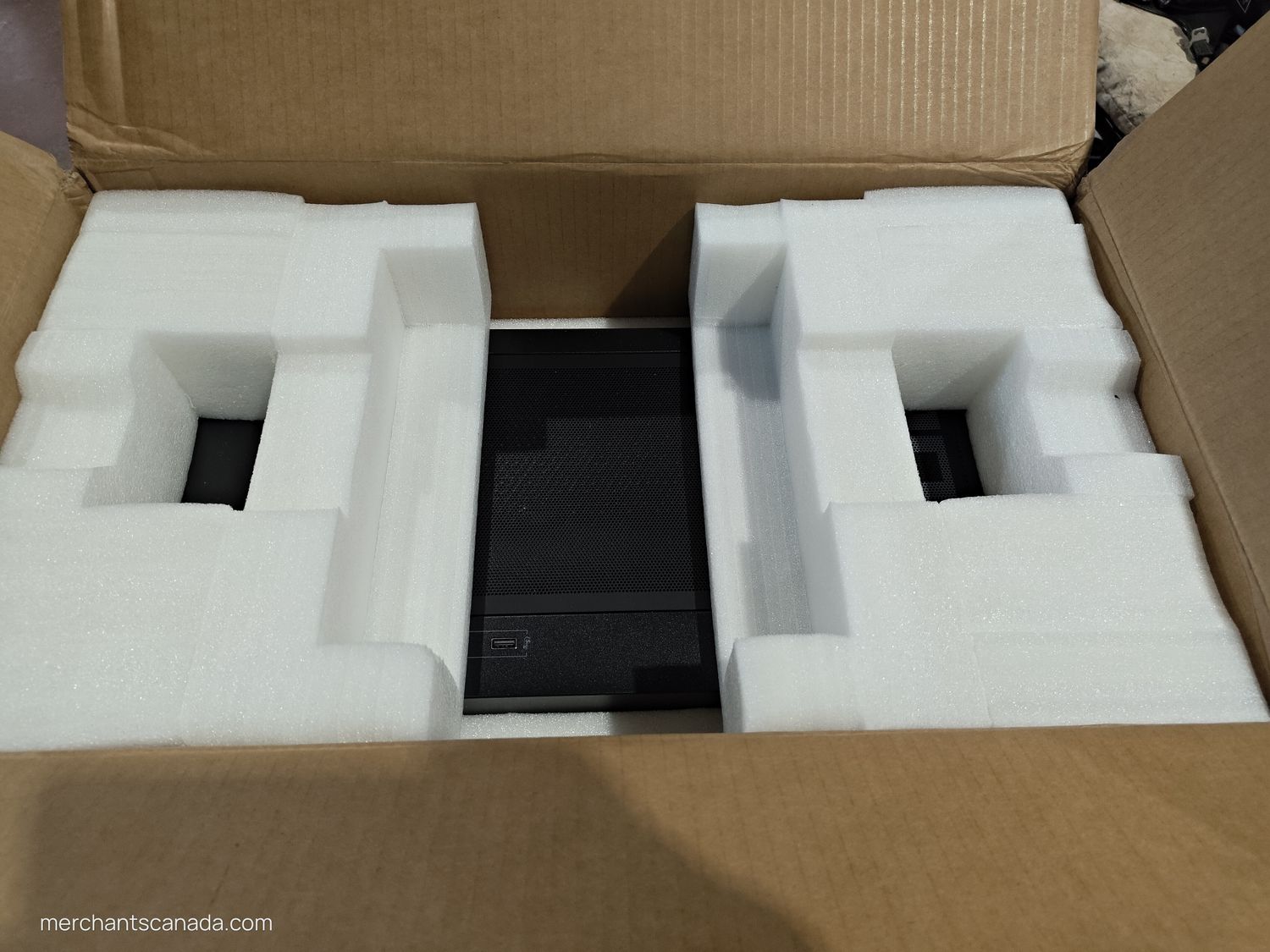 ​ASUS ROG GM700 Gaming PC | Ryzen 7 9800X3D | 32GB DDR5 | 2TB NVMe SSD | GeForce RTX 5070 | New Open Box