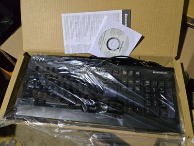 Lenovo KB-8815 Preferred Pro USB Desktop Keyboard (Black) – 104-Key – Part # 41A4961 – New Open Box