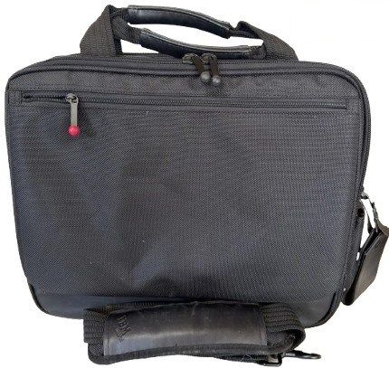 IBM / Lenovo ThinkPad Nylon Laptop Carrying Case (10K0207) – Fits laptops up to 15.4" – Black – New / used