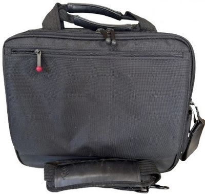 IBM / Lenovo ThinkPad Nylon Laptop Carrying Case (10K0207) – Fits laptops up to 15.4" – Black – New / used