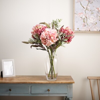 Hydrangea & Foliage Bouquet in Presentation Box Hydrangea & Foliage Bouquet in Presentation Box