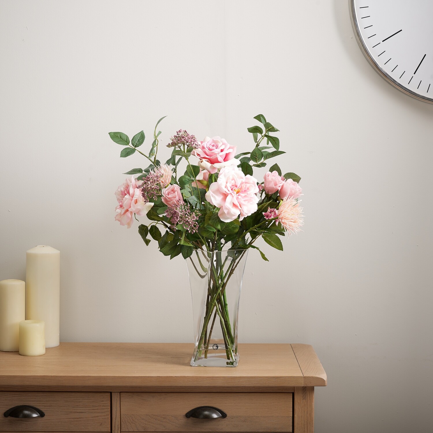 Rose and Spider Chrysanthemum in a Twisted Vase Rose and Spider Chrysanthemum in a Twisted Vase