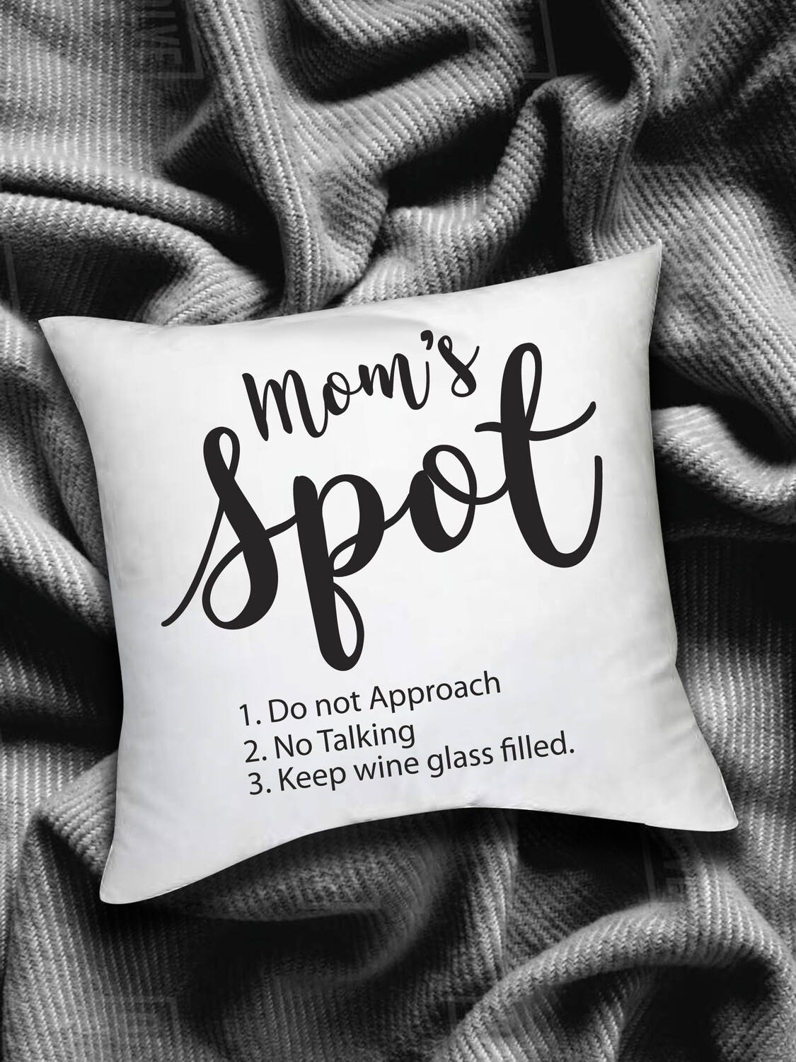 Personalized Mom&#39;s Spot Scatter Cushion