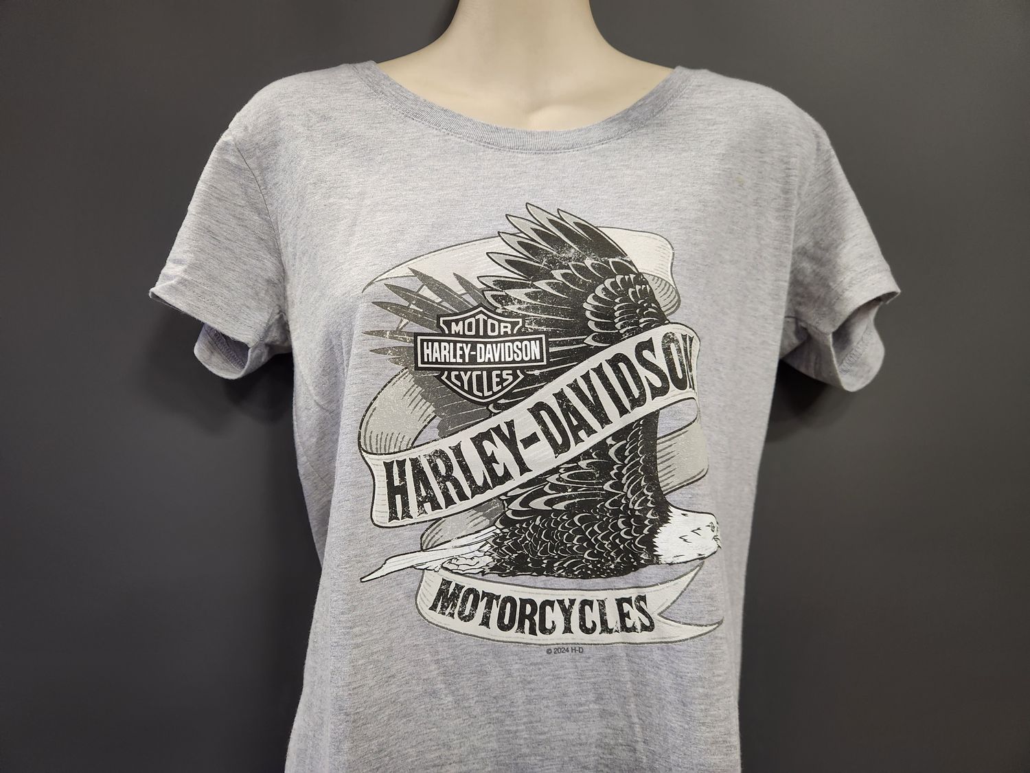 ​Harley Davidson Dealer Women&#39;s T-Shirt - &#39;Notable&#39;