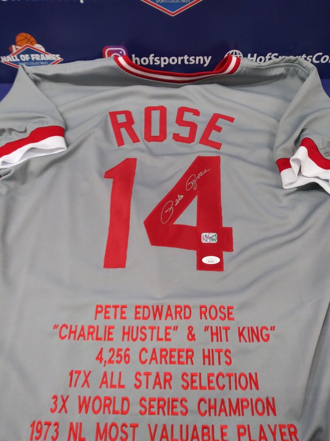 Pete Rose Signed Jersey (Rose)