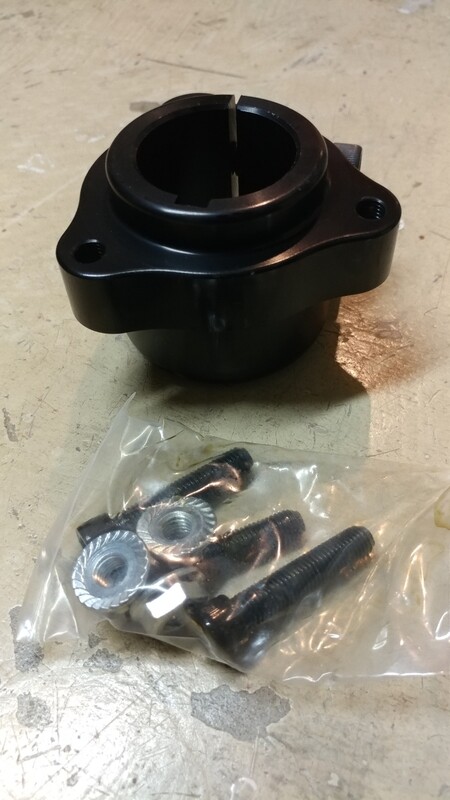 Double Locking Rear Hub 1 1/4&quot;