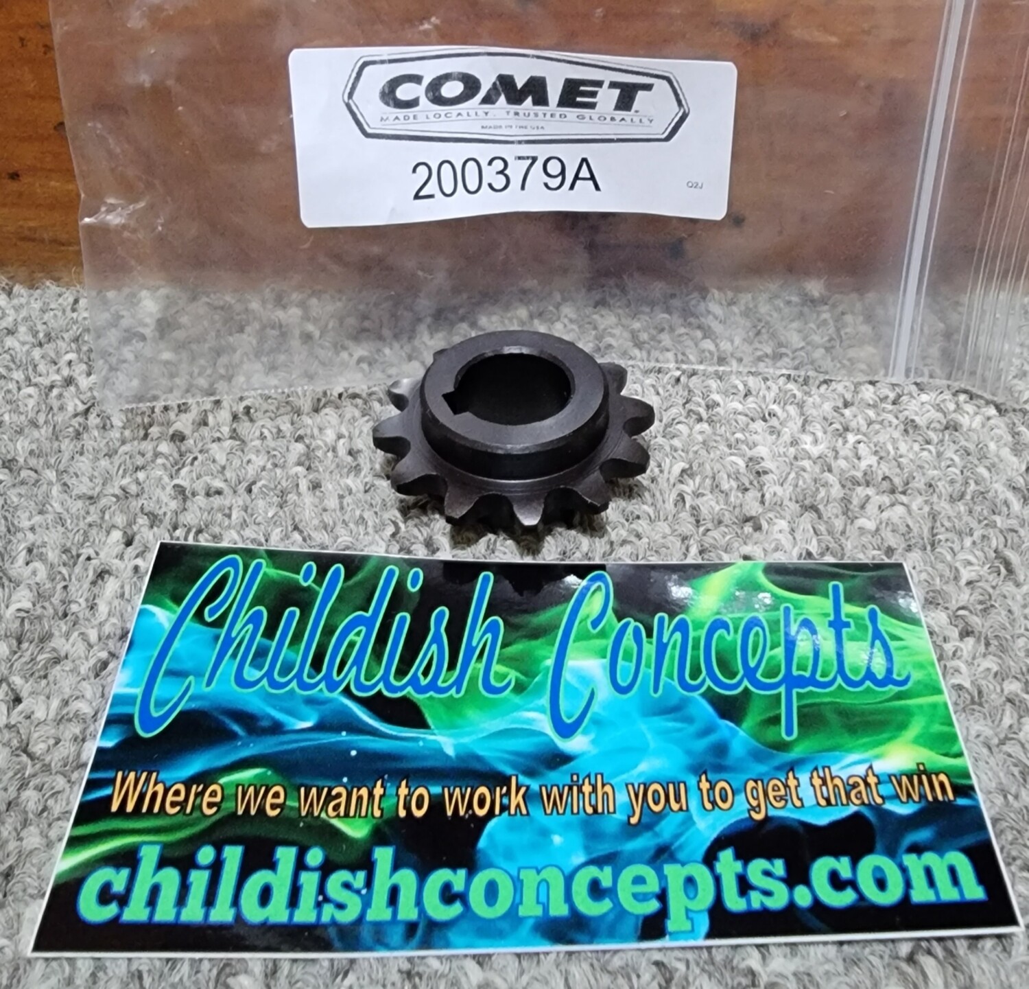 12 tooth genuine comet #35 sprocket 200379A