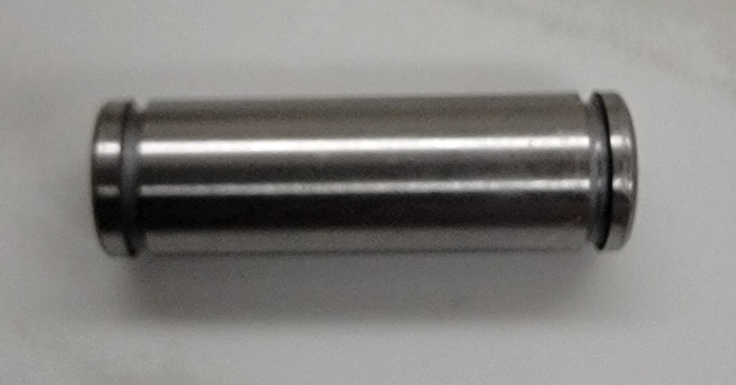 Hemi rocker pivot pin