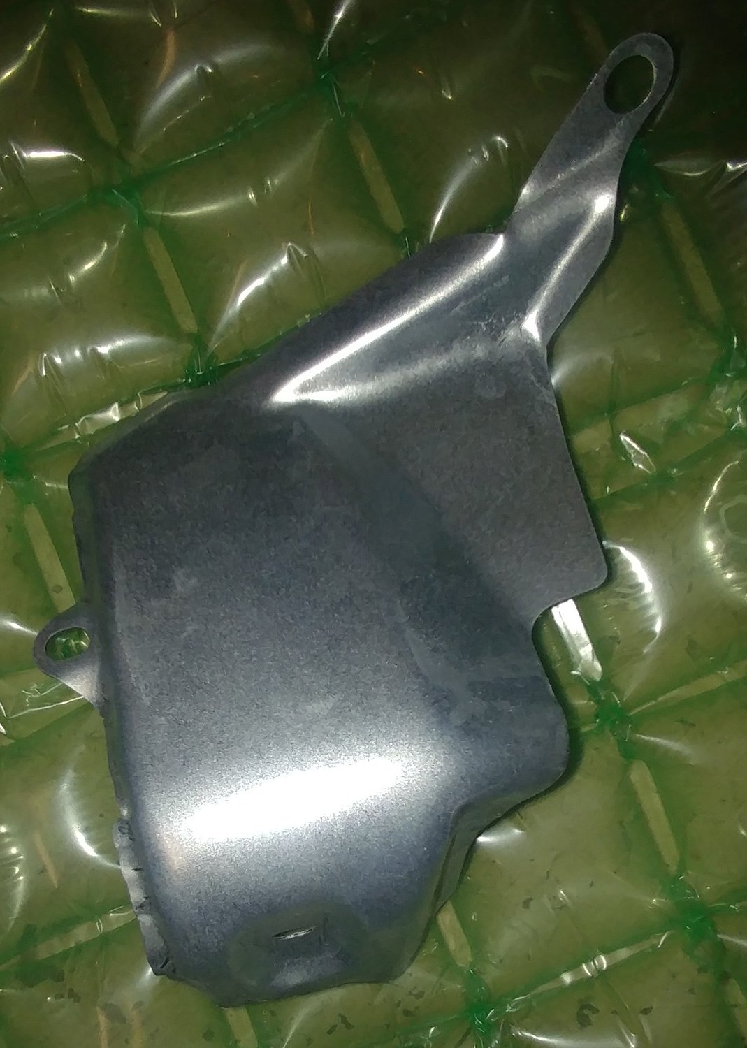 Under head shroud