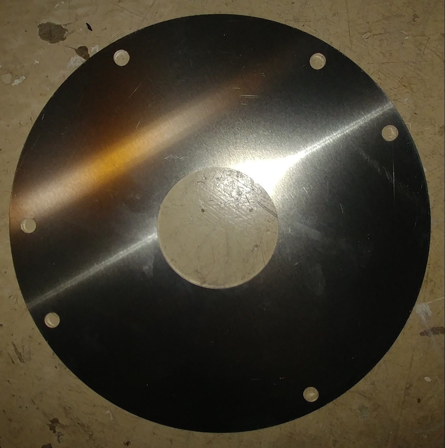 Aluminum flywheel screen plate