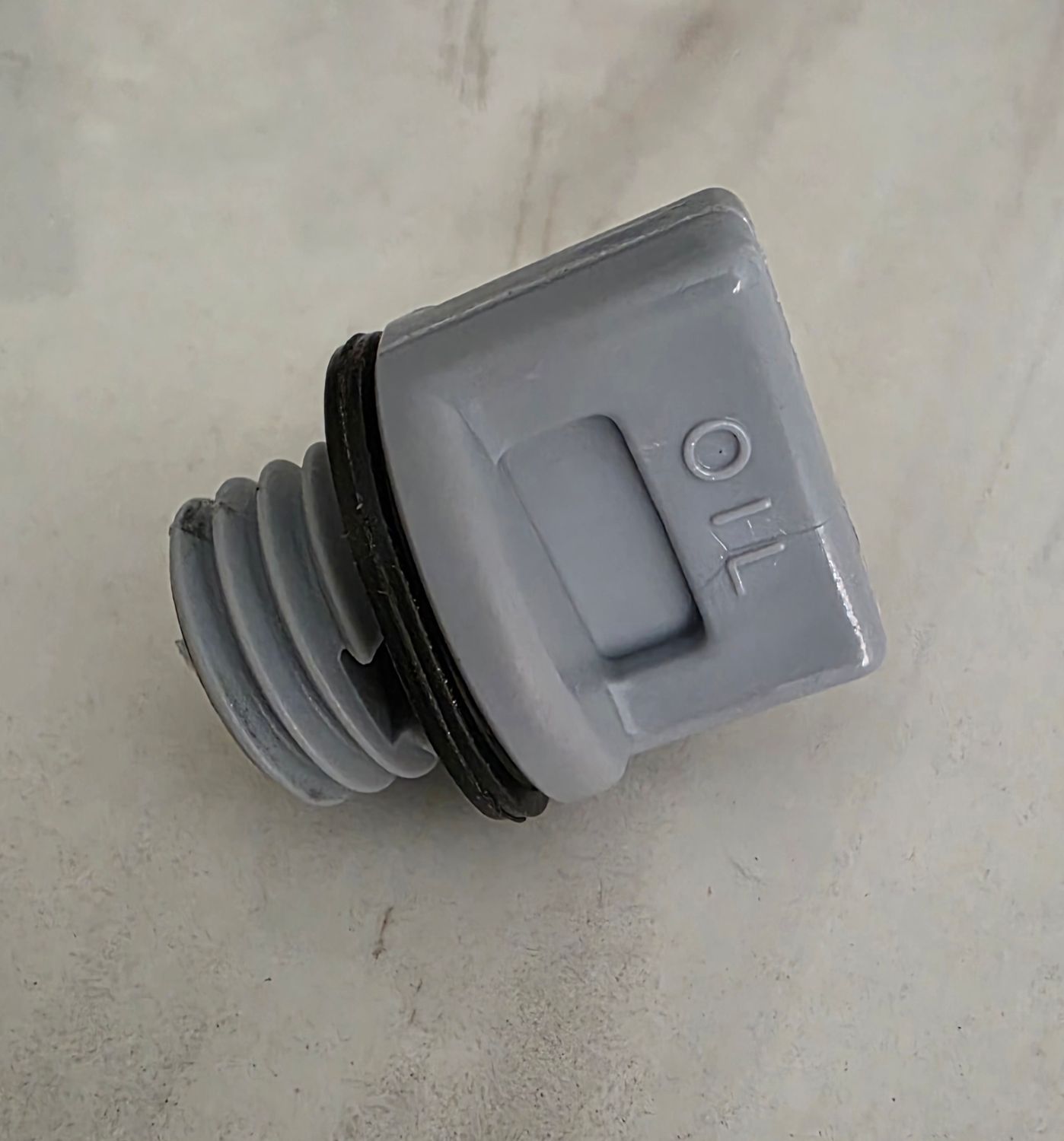 Oil fill plug
