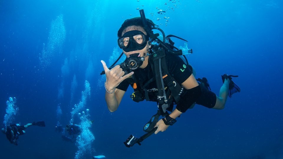 PADI Rescue Diver to Divemaster - Career Package - 62,830 THB