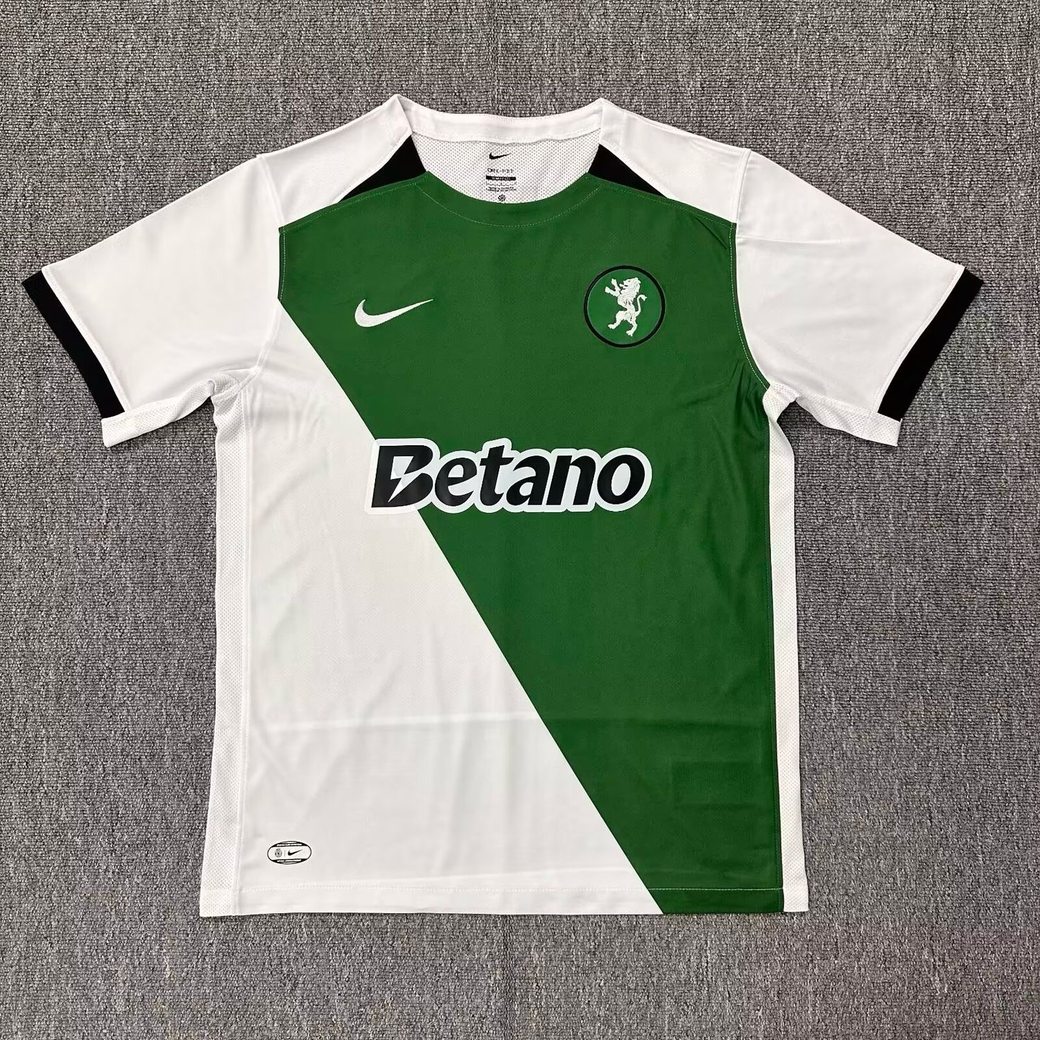 Maglia Sporting Lisbona special anniversary 2024/2025