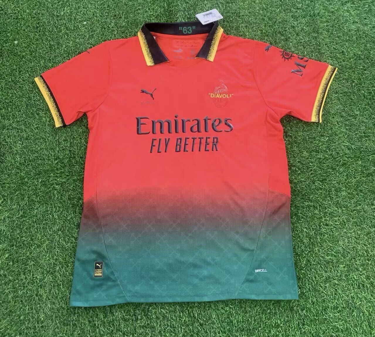 Maglia AC Milan 4th Off White red special