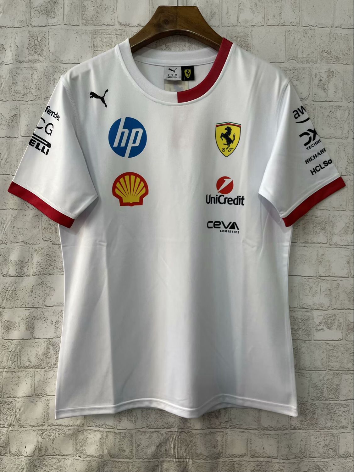 T- shirt Ferrari