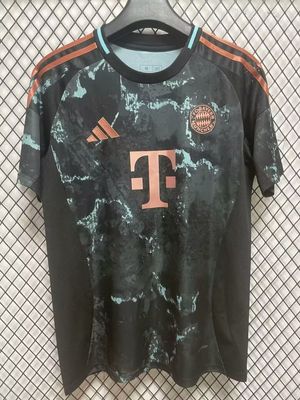 Maglia Bayern Monaco Away 2024/2025