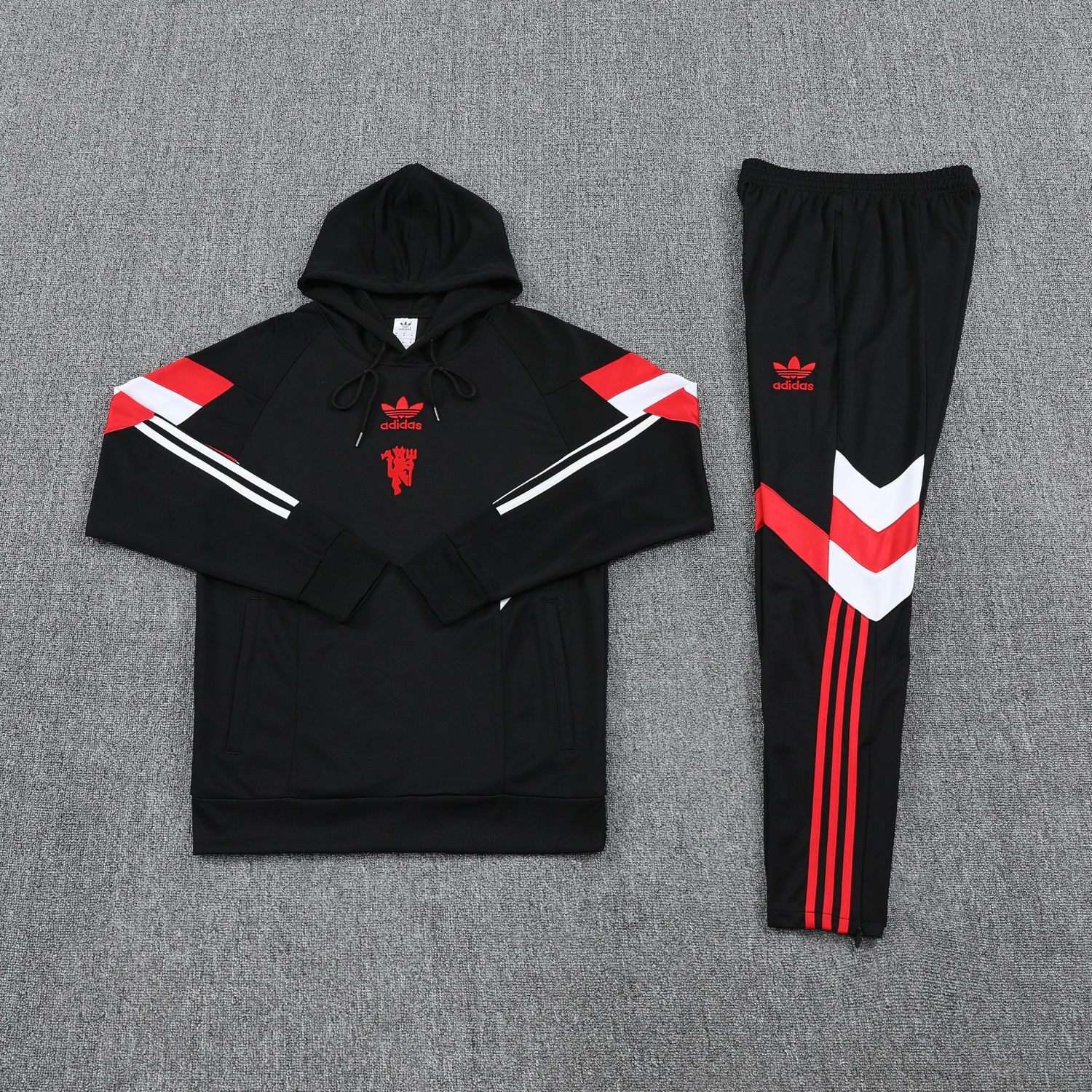 Tuta Red Devils 2025/2026