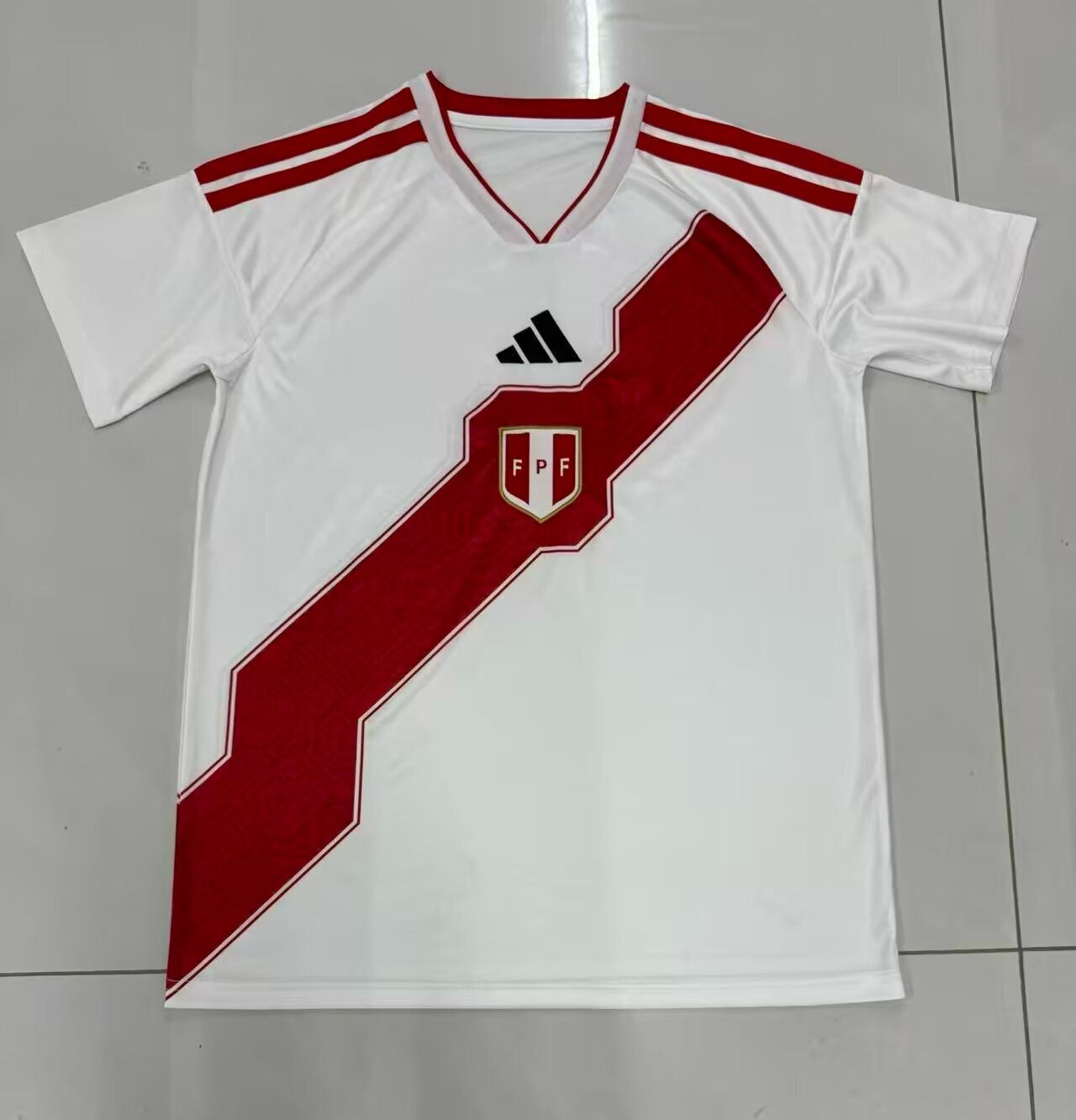 Maglia Perú Home 2026