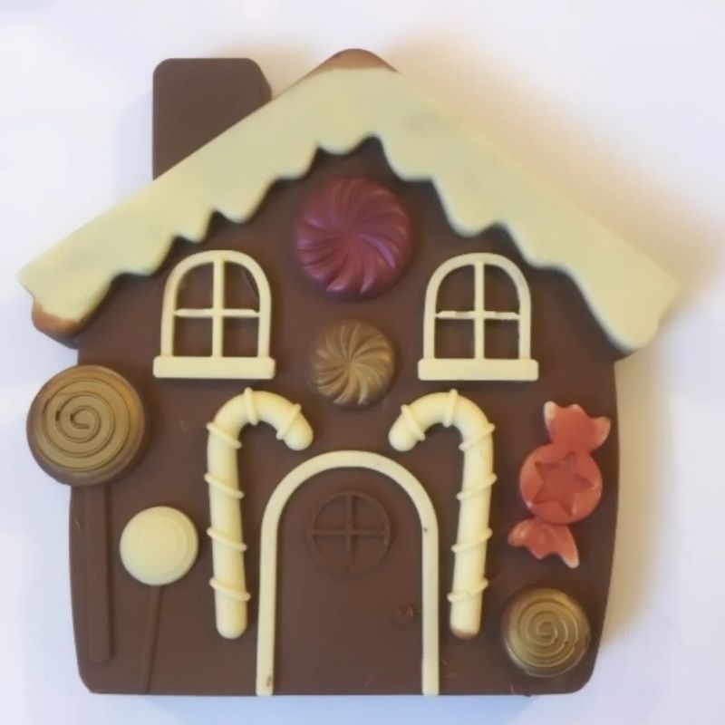 Solid 600g Chocolate Gingerbread House