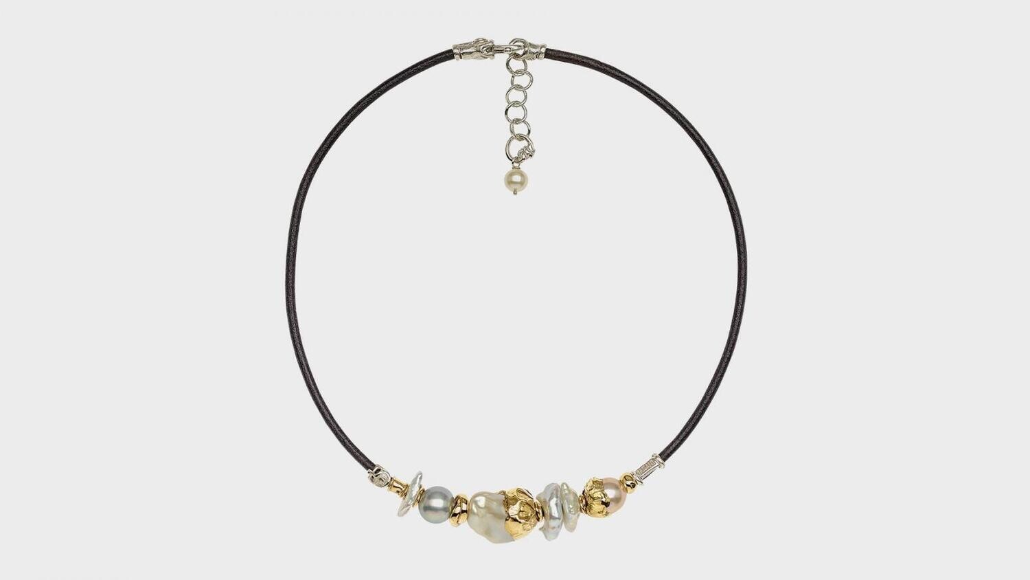 COLLAR MISANI EN ORO AMARILLO,PLATA Y PERLAS. C2035