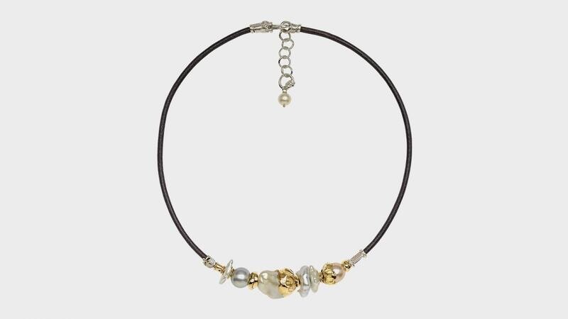 COLLAR MISANI EN ORO AMARILLO,PLATA Y PERLAS. C2035