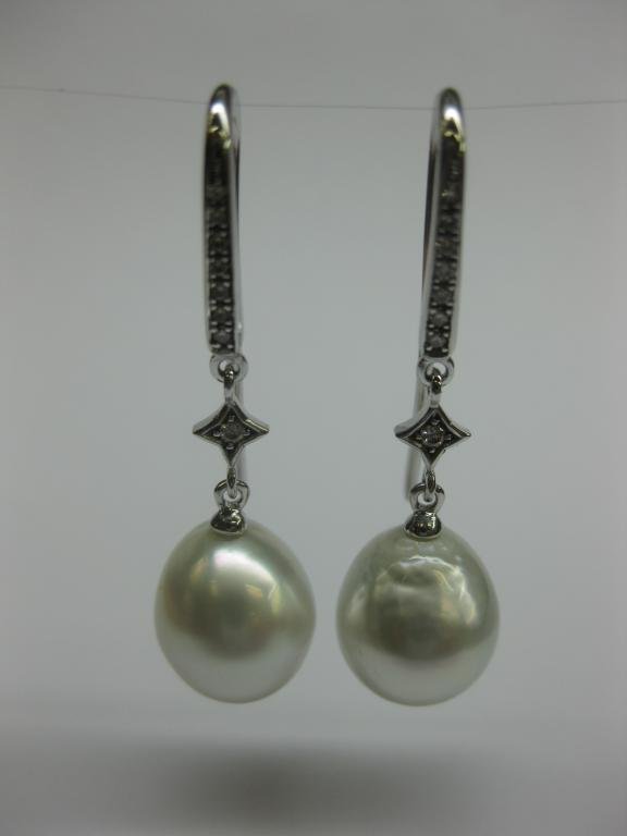 PENDIENTES DE ORO CON DIAMANTES Y PERLAS