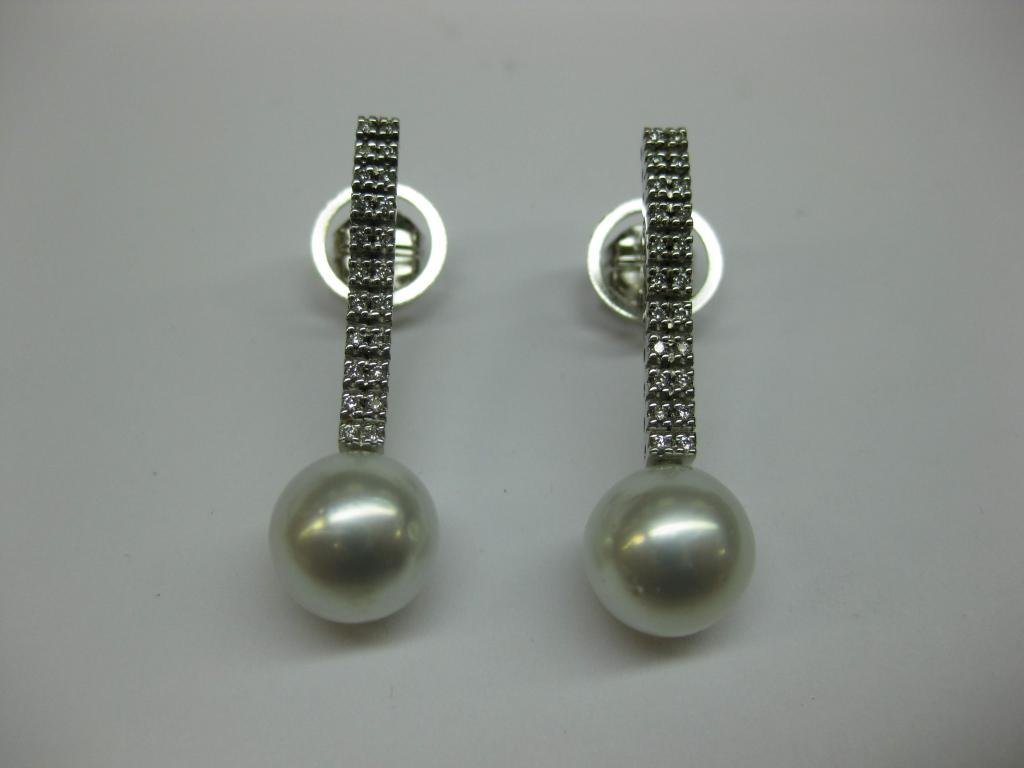 PENDIENTES DE ORO CON PERLAS Y DIAMANTES