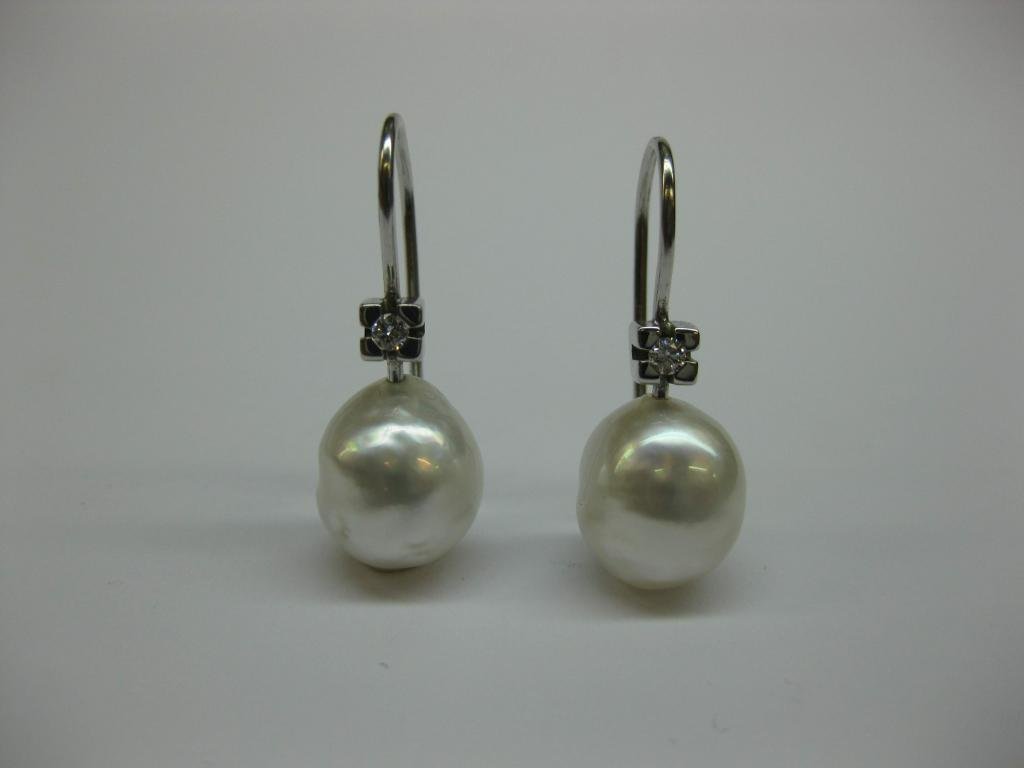 PENDIENTES DE ORO CON DIAMANTES Y PERLAS