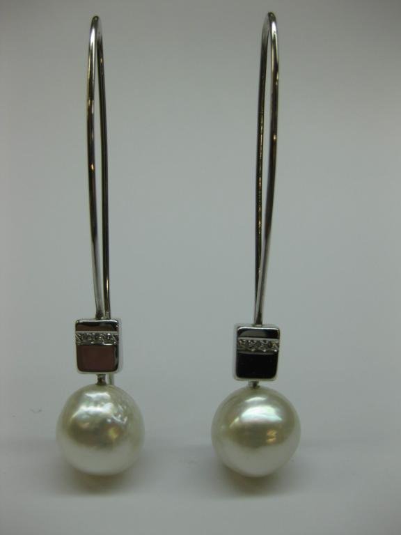 PENDIENTES DE ORO CON DIAMANTES Y PERLAS