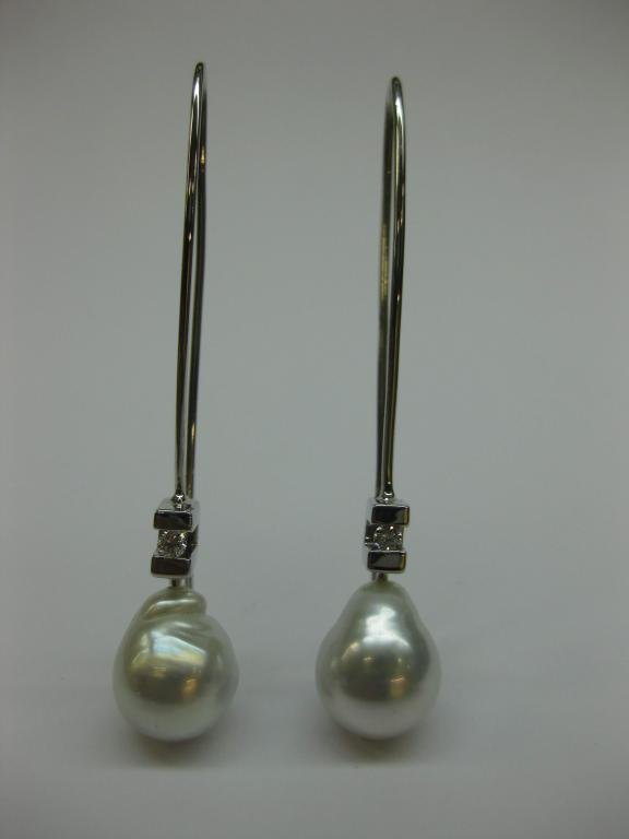 PENDIENTES DE ORO CON DIAMANTES Y PERLAS.GL6/1011B