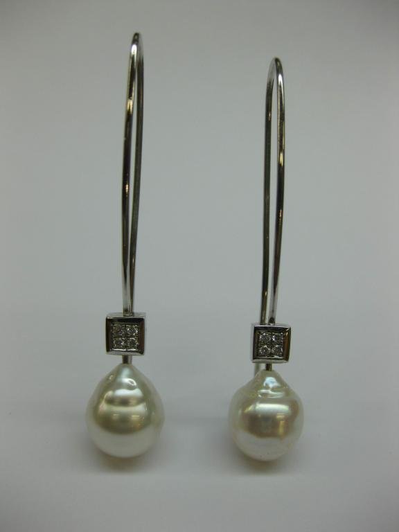 PENDIENTES DE ORO CON DIAMANTES Y PERLAS
