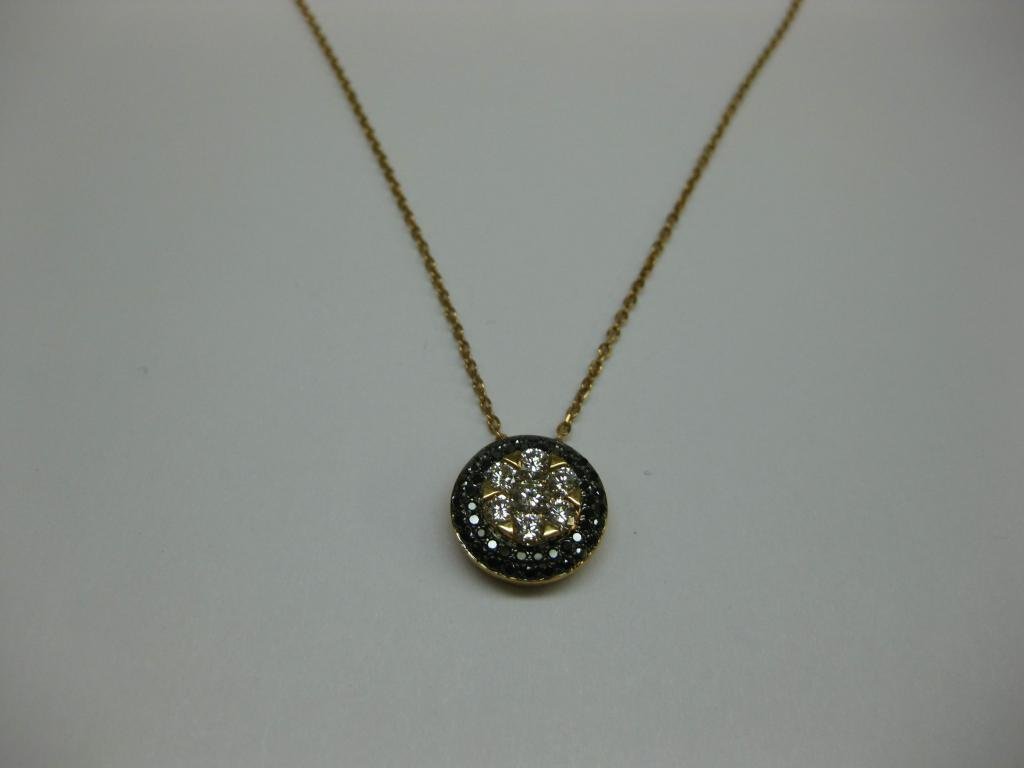 COLGANTE ROSETA DE ORO ROSA 18KT Y DIAMANTES
