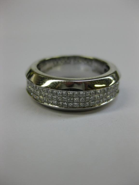 ANILLO DE ORO BLANCO CON DIAMANTES