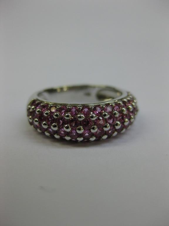 ANILLO DE ORO CON ZAFIROS ROSAS